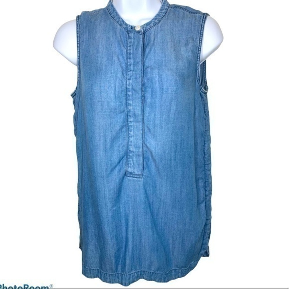 J Crew sleeveless chambray top